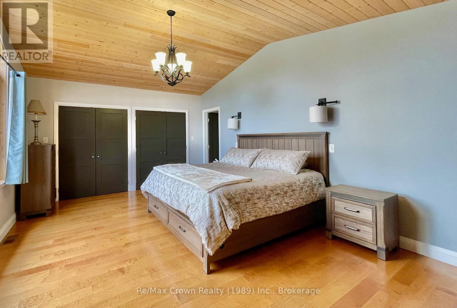 108 MURPHY DRIVE - 15