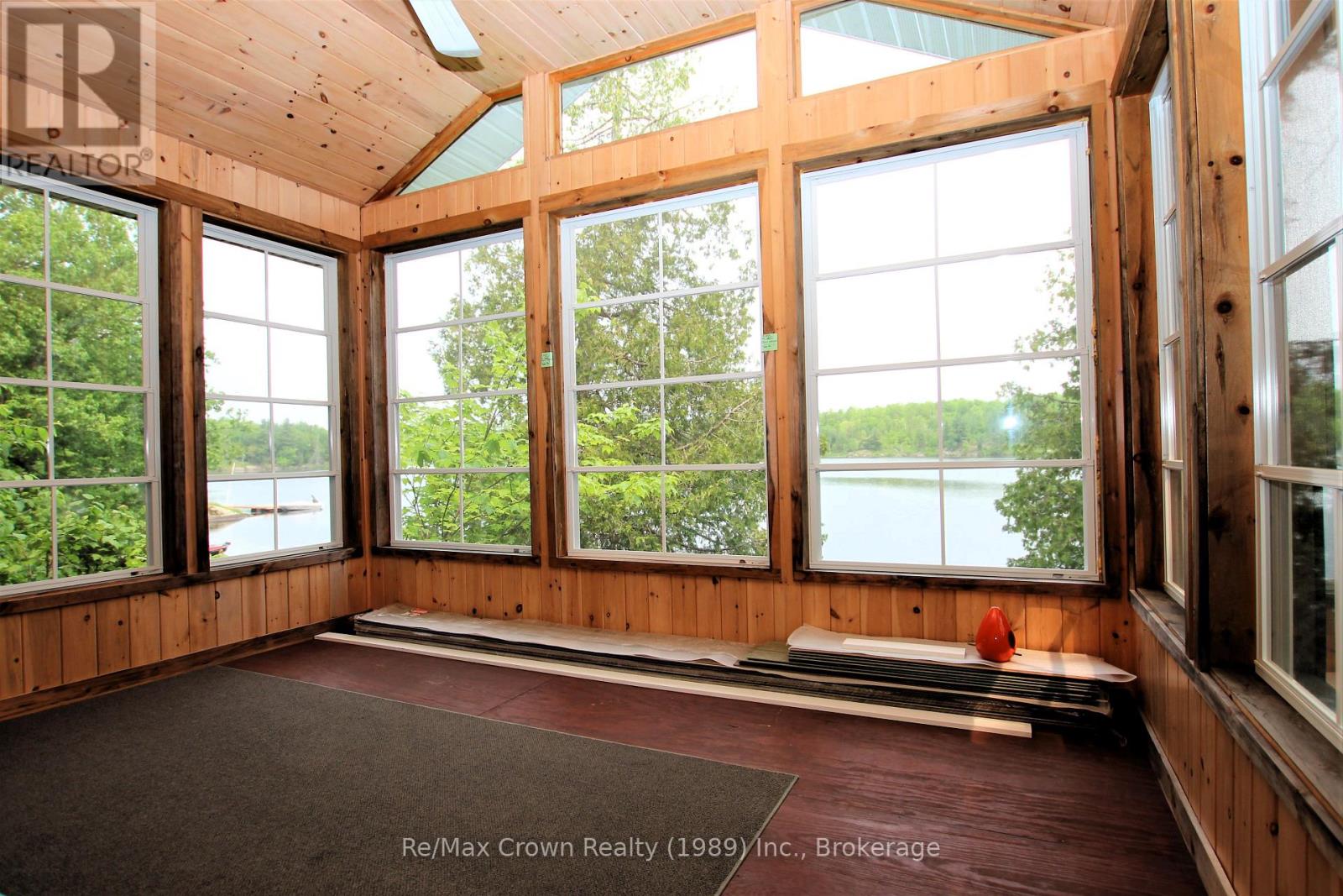 108 MURPHY DRIVE - 33