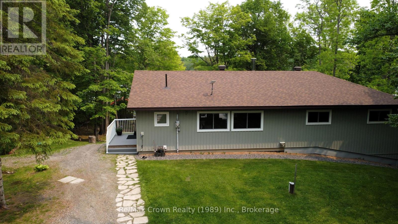 108 MURPHY DRIVE - 6