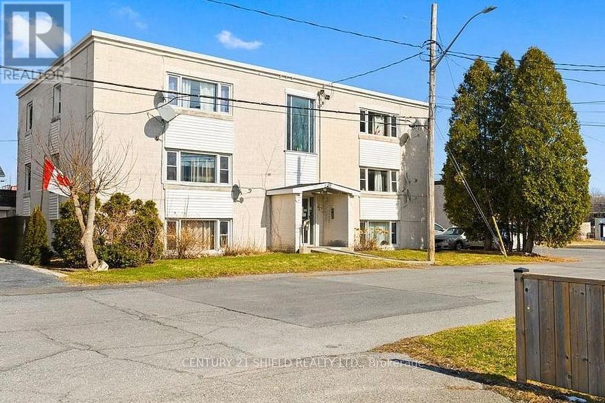 619 RIDLEY AVENUE - 1
