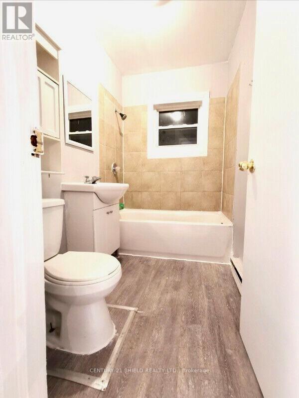619 RIDLEY AVENUE - 12