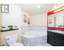 Kitchen - 1107 - 3233 Eglinton Avenue E, Toronto, ON M1J3N6 Photo 6