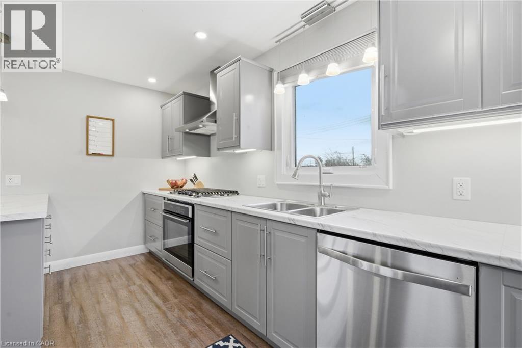 440 CHURCHILL Avenue, Delhi, Ontario, N4B2P9 — Photo 16