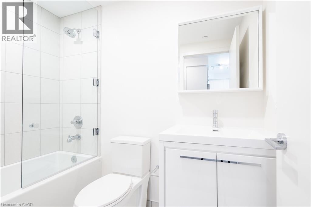 212 KING WILLIAM Street Unit# 816, Hamilton, Ontario, L8R3N9 — Photo 11