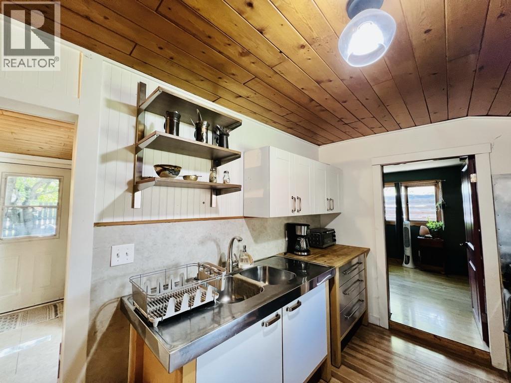 3931 ALFRED Avenue, Smithers