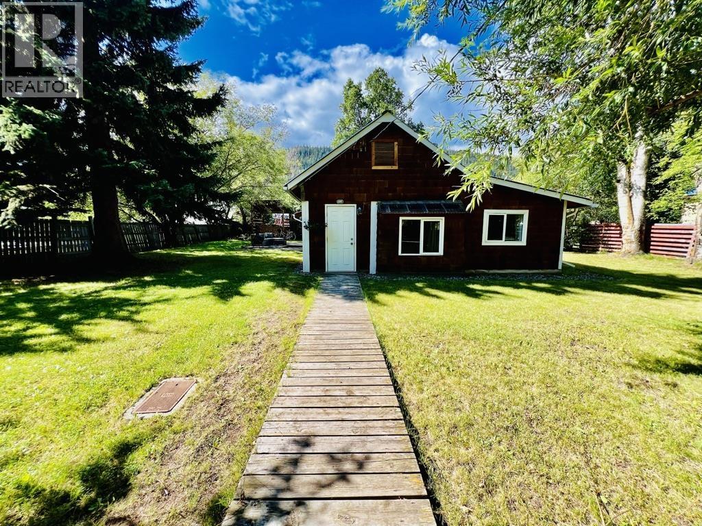 3931 ALFRED Avenue, Smithers
