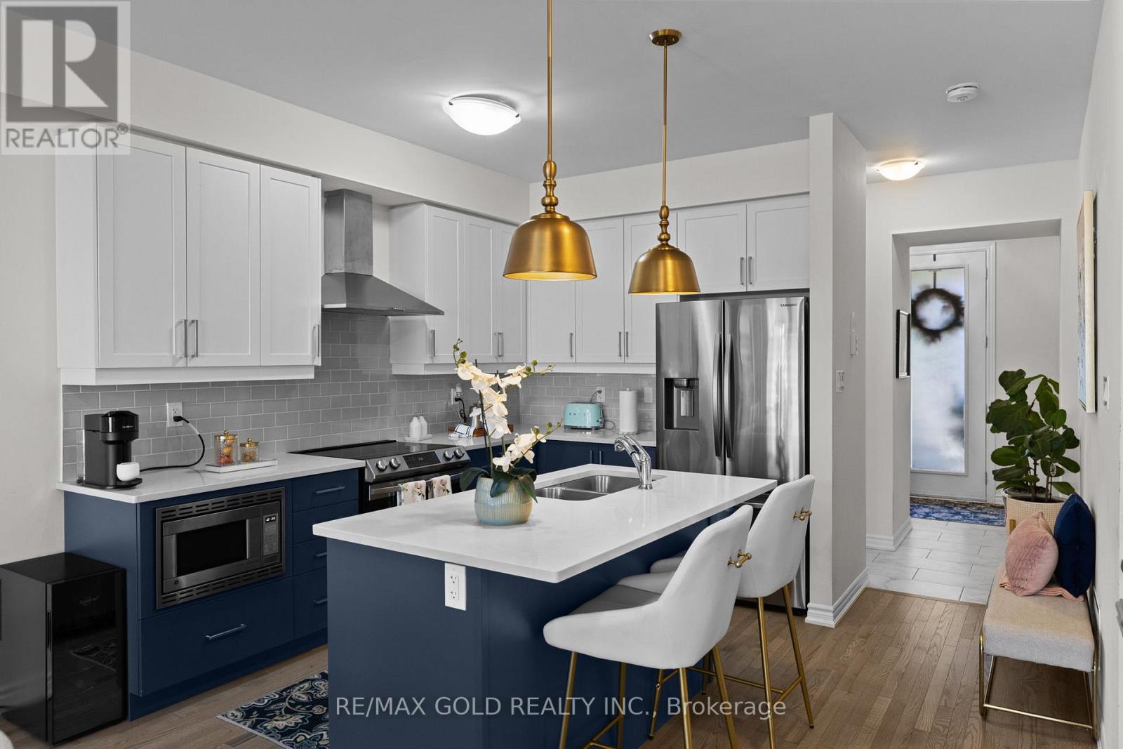 54 EBERHARDT DRIVE - 11