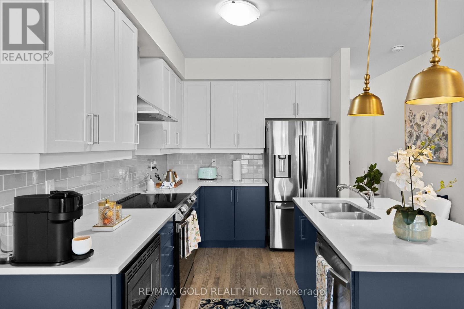 54 EBERHARDT DRIVE - 14