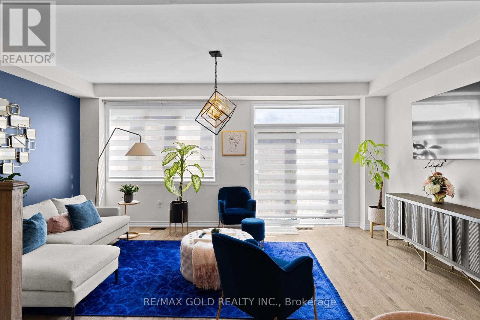 54 EBERHARDT DRIVE - 20