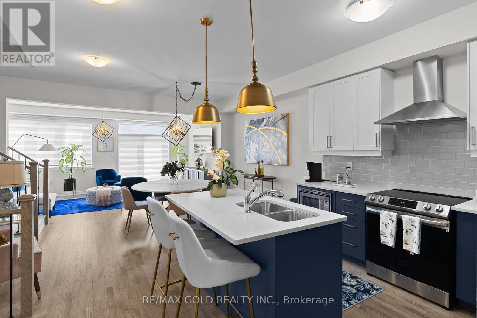 54 EBERHARDT DRIVE - 9
