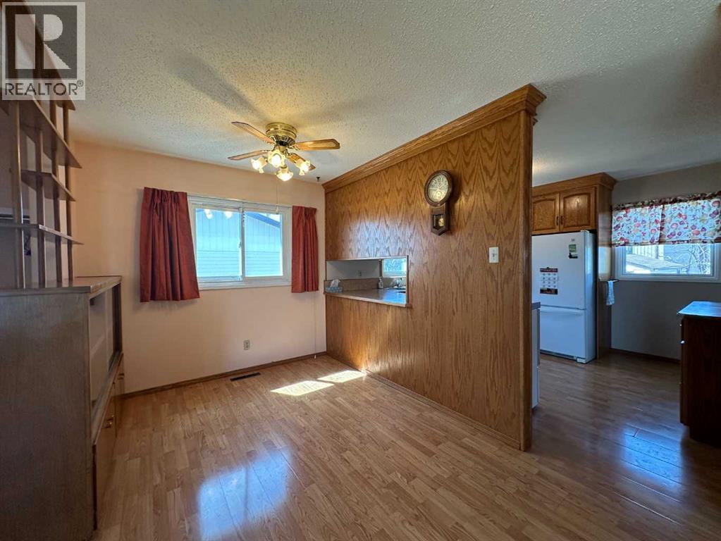 505552 47 Avenue Crescent, Ponoka
