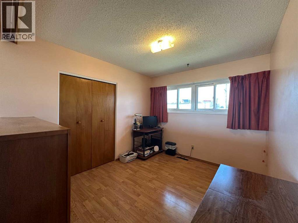 505552 47 Avenue Crescent, Ponoka