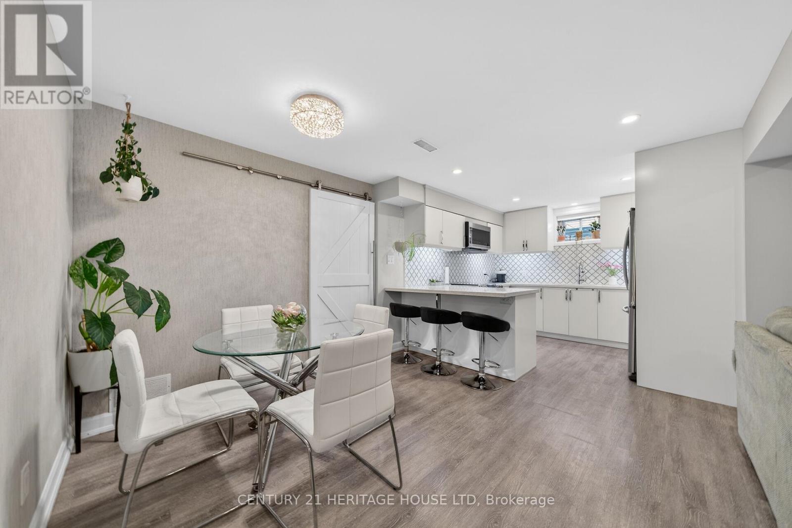 3 BOWES COURT - 38