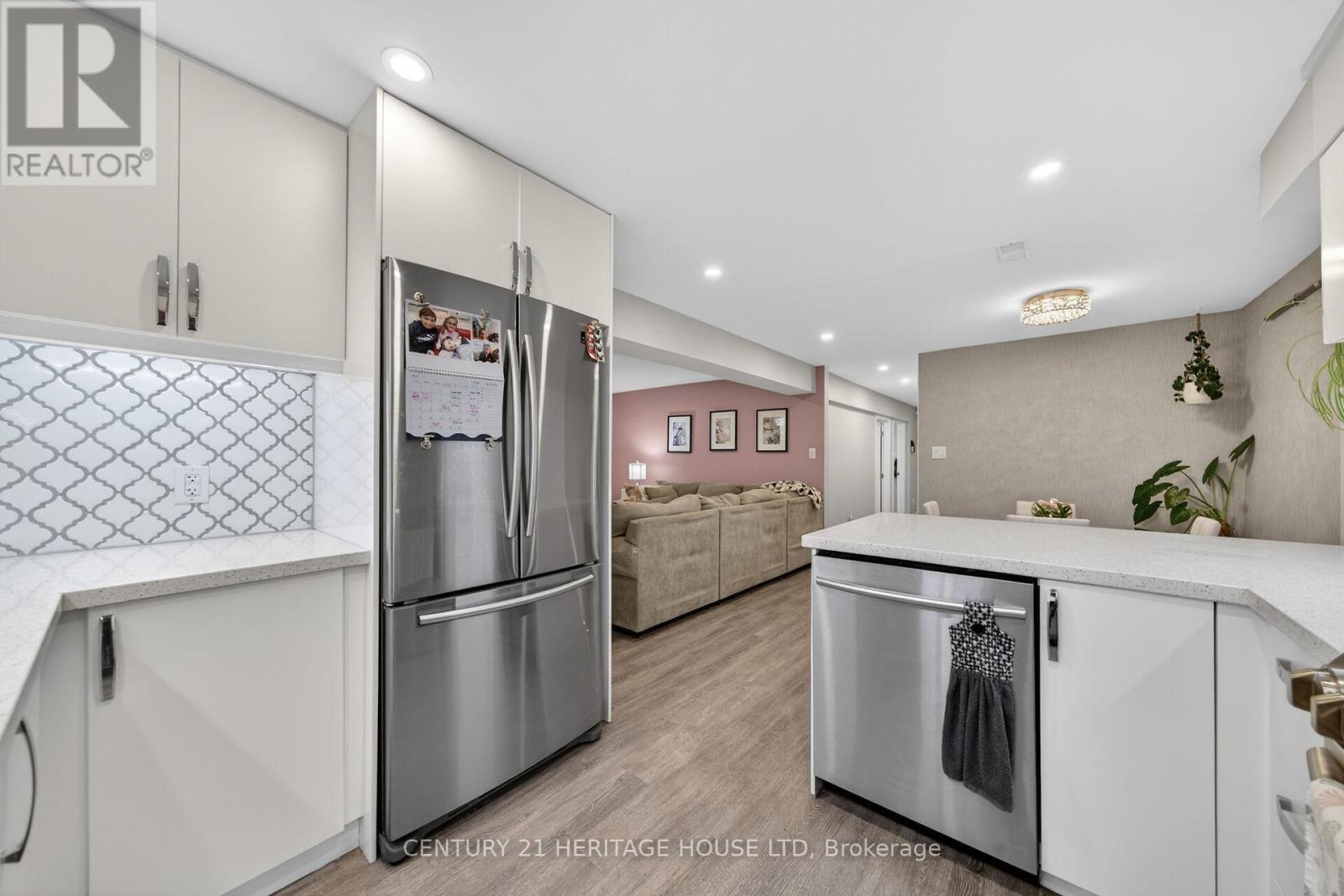 3 BOWES COURT - 42