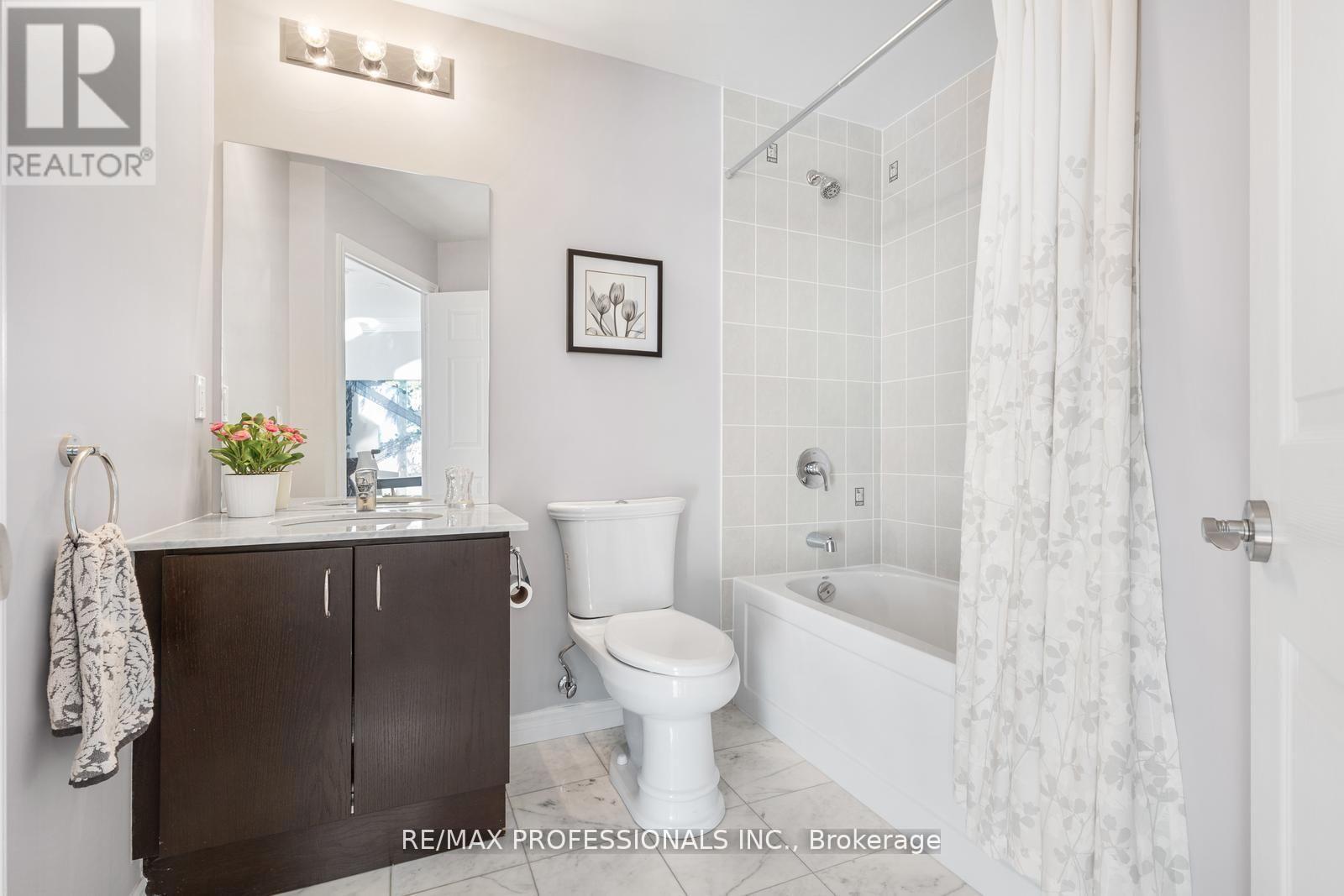 #903 1135 ROYAL YORK ROAD - 10
