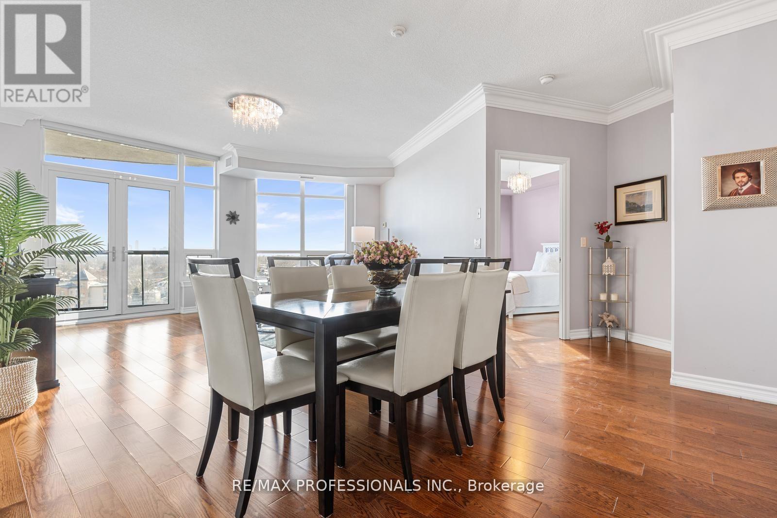 #903 1135 ROYAL YORK ROAD - 5