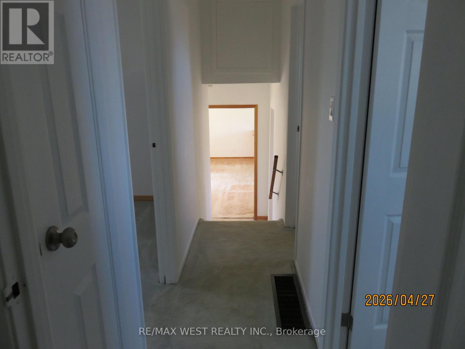 346 LAKELAND CRESCENT SE - 33