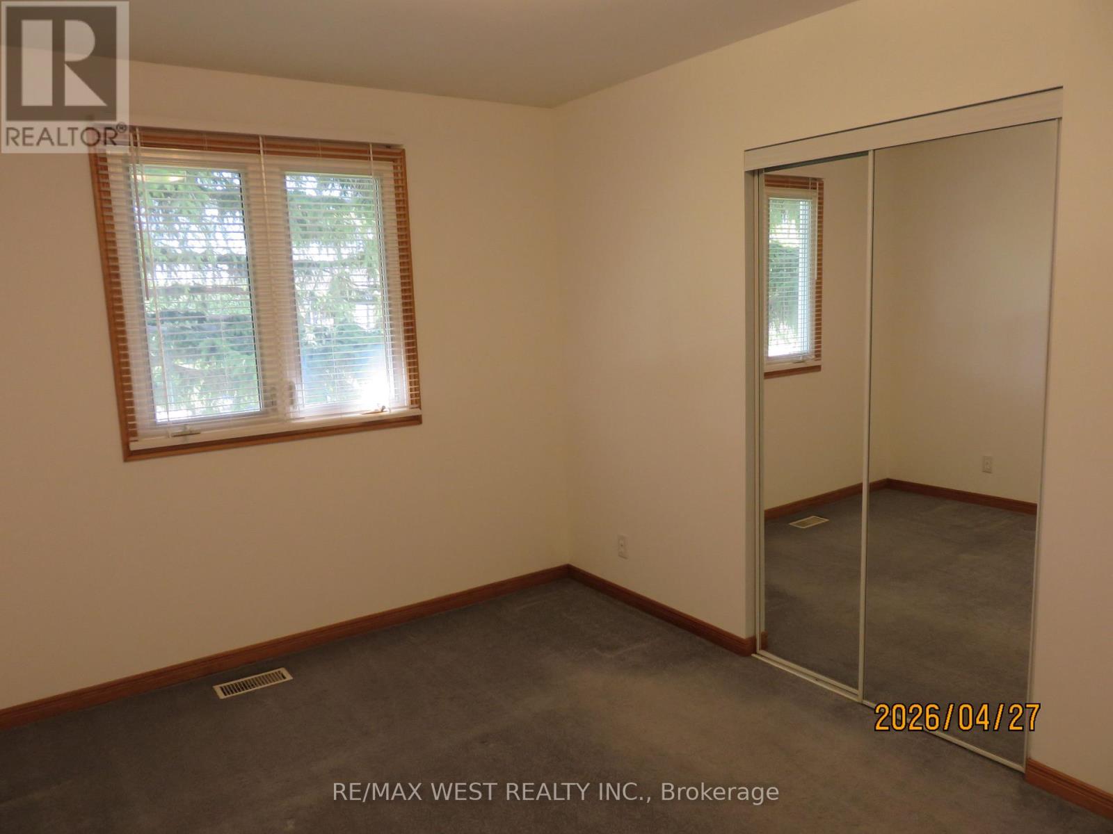346 LAKELAND CRESCENT SE - 28