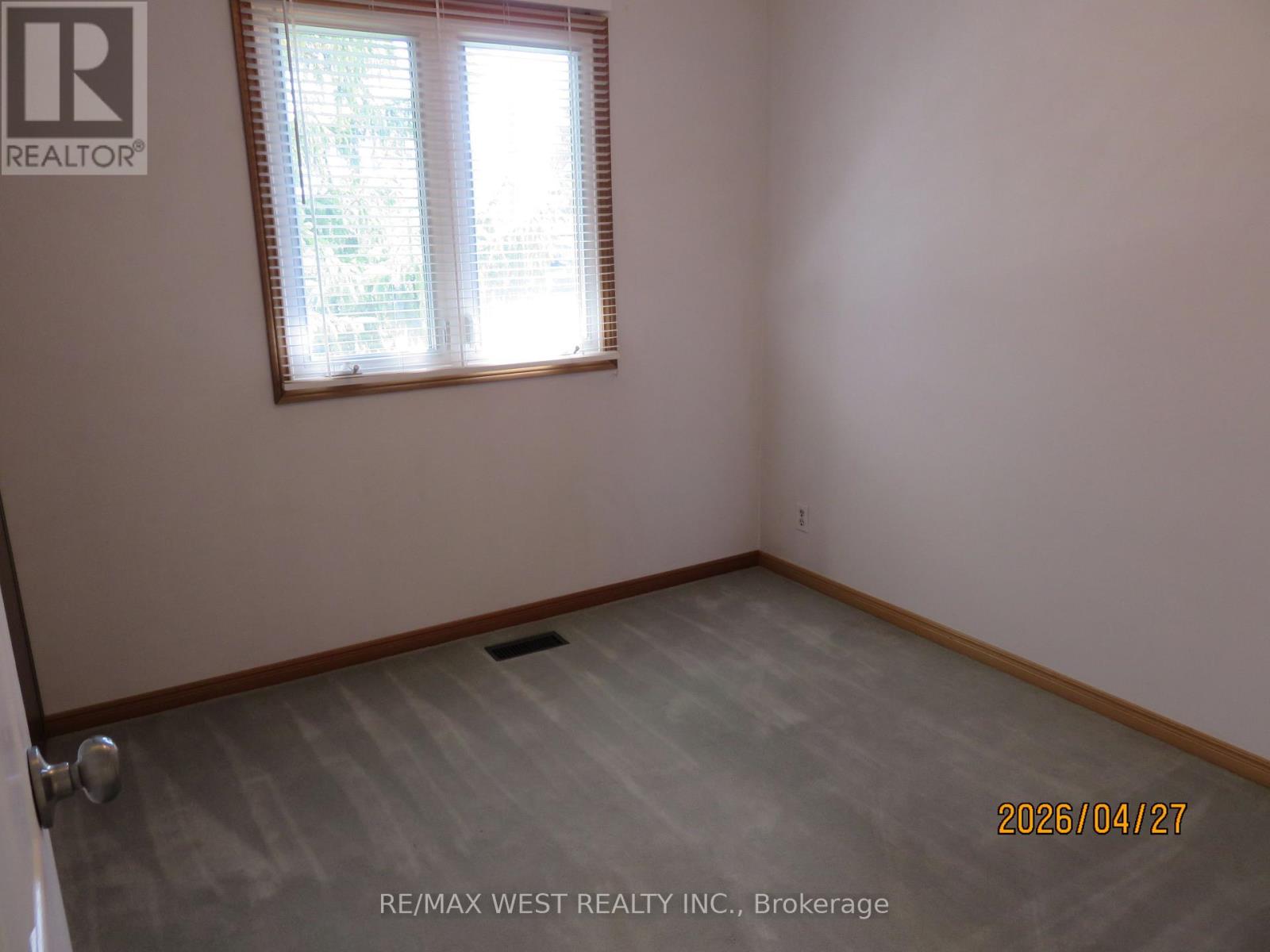 346 LAKELAND CRESCENT SE - 26