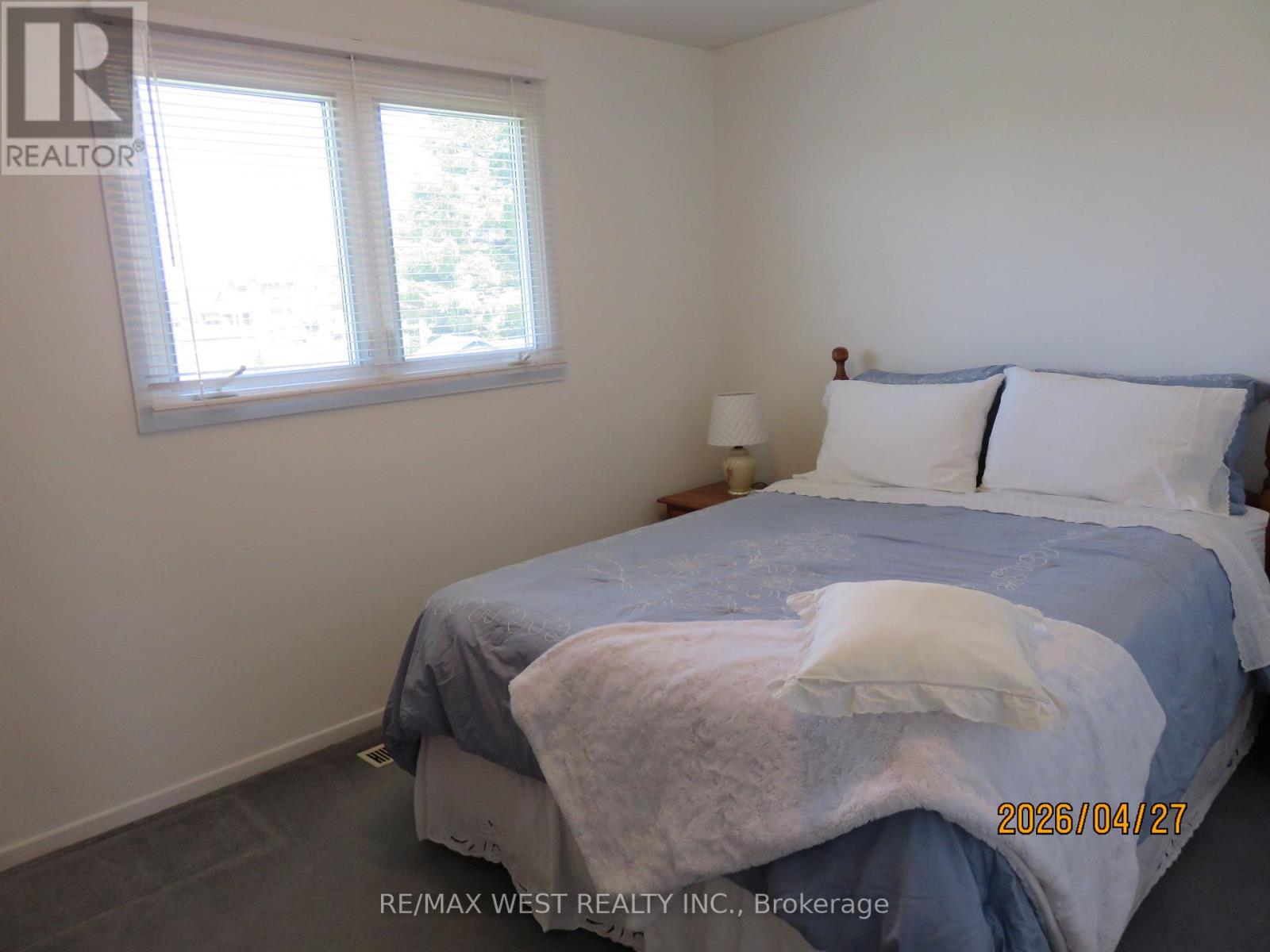 346 LAKELAND CRESCENT SE - 24