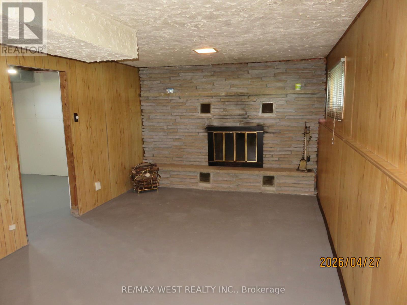 346 LAKELAND CRESCENT SE - 37