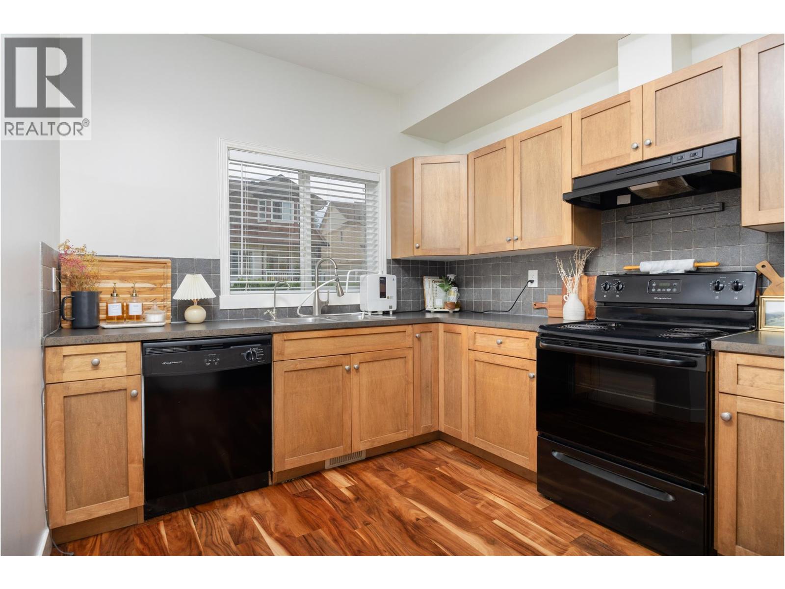 5951 Heritage Drive Unit# 10, Vernon