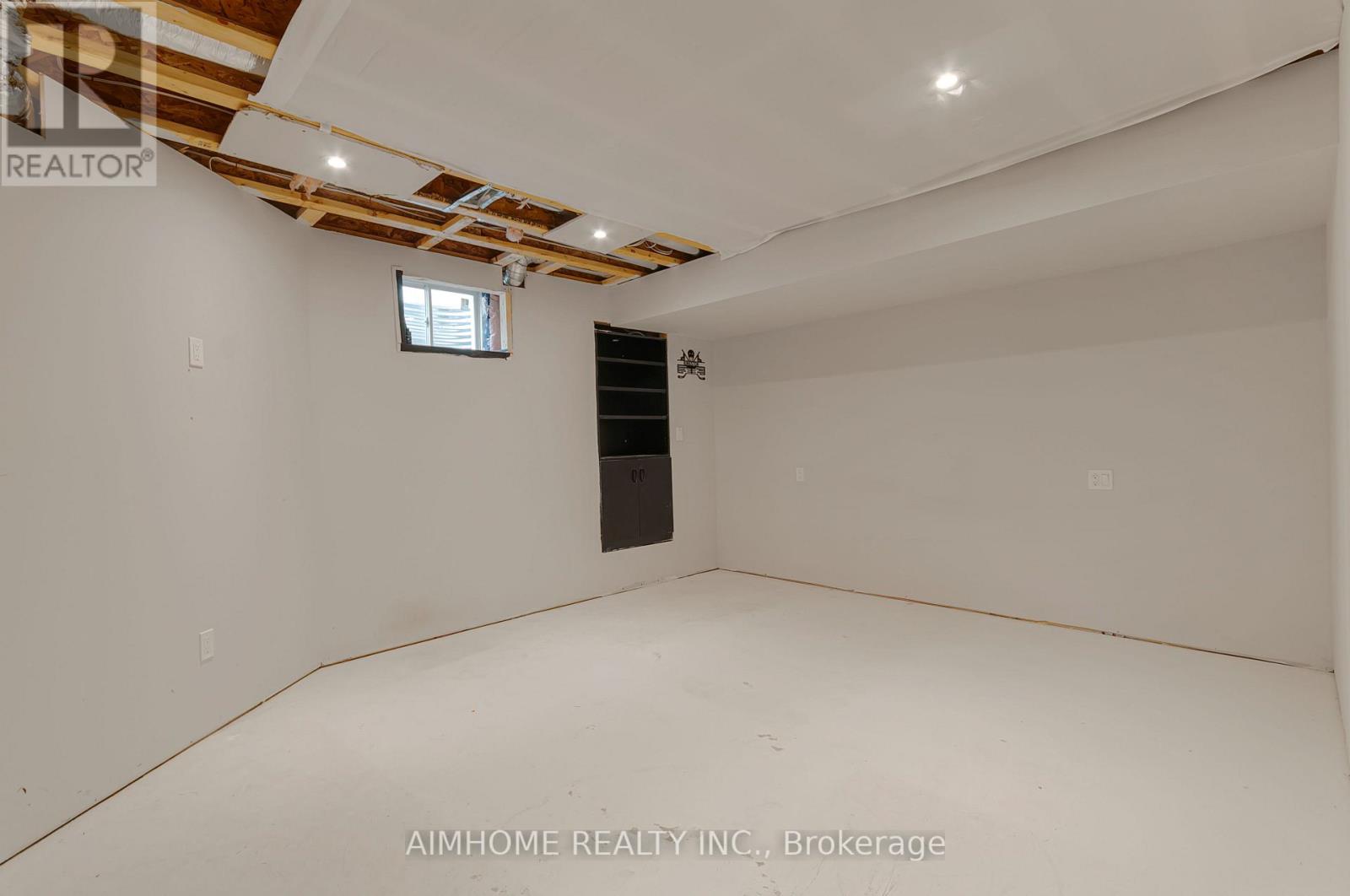 6 PRESCOTT CRESCENT - 10