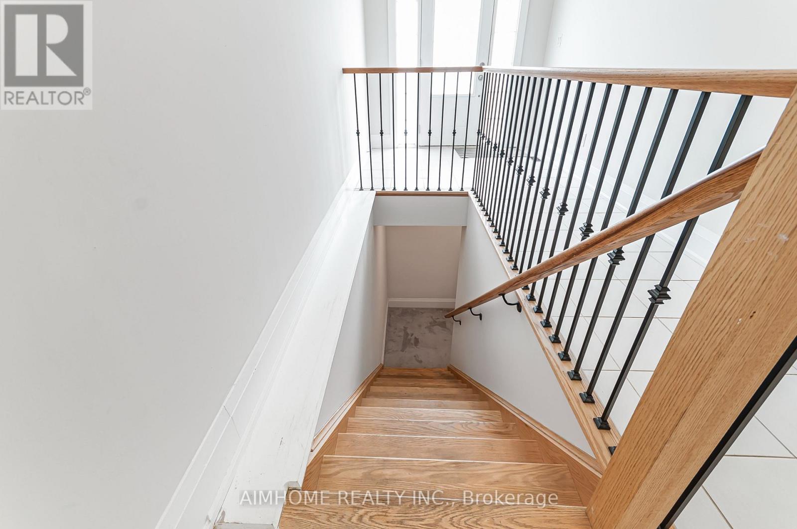 6 PRESCOTT CRESCENT - 13