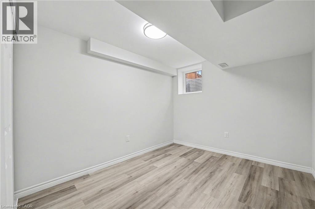 24 DERBY Drive, Caledonia, Ontario, N3W0C1 — Photo 19