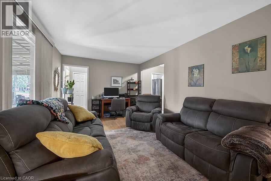 419 EAST 42ND Street, Hamilton, Ontario, L8T3B2 — Photo 10