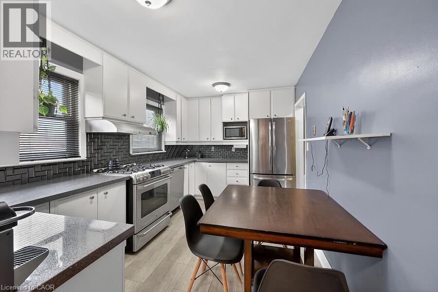 419 EAST 42ND Street, Hamilton, Ontario, L8T3B2 — Photo 12