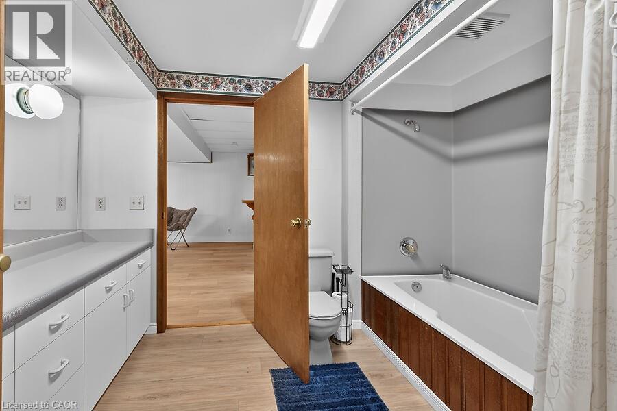 419 EAST 42ND Street - 34
