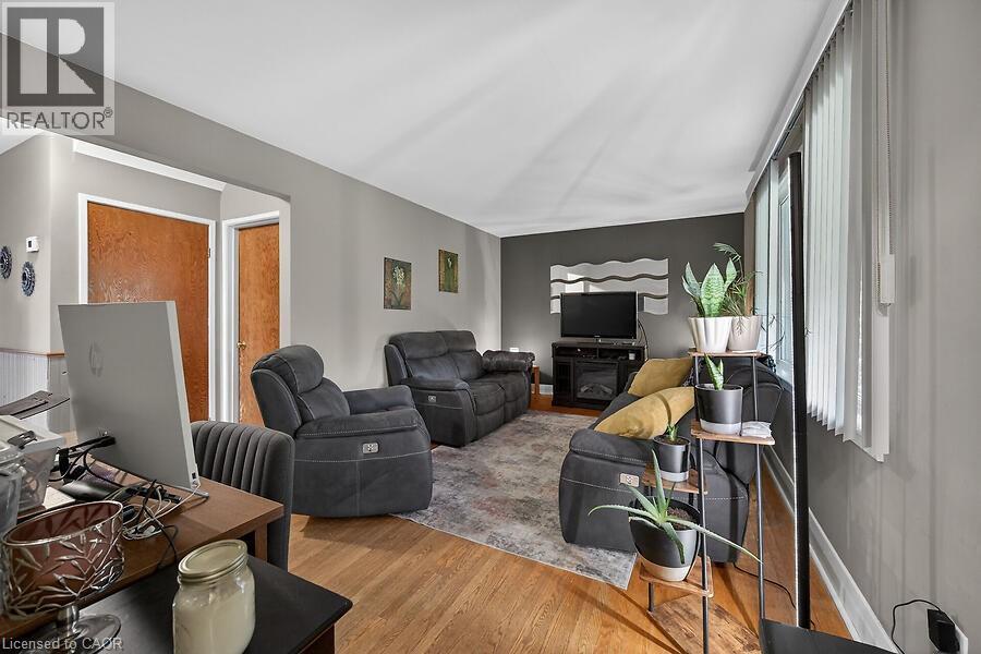419 EAST 42ND Street - 8