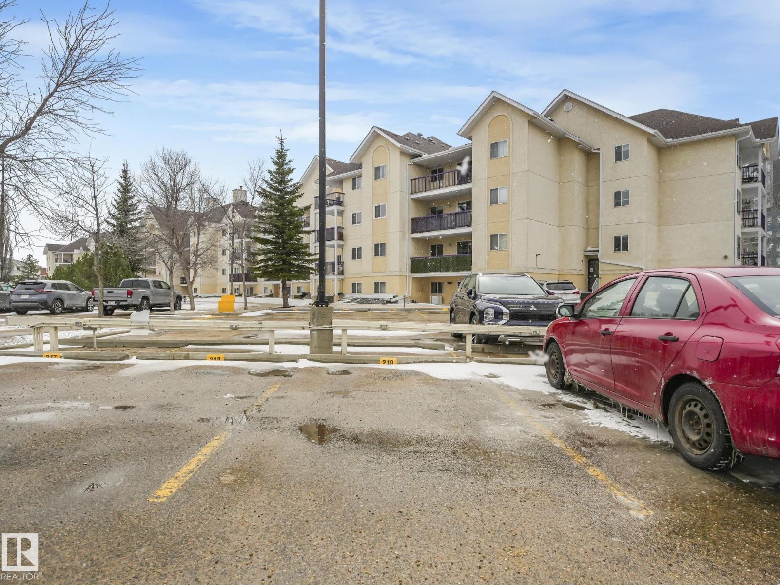 #143 10636 120 ST NW NW, Edmonton