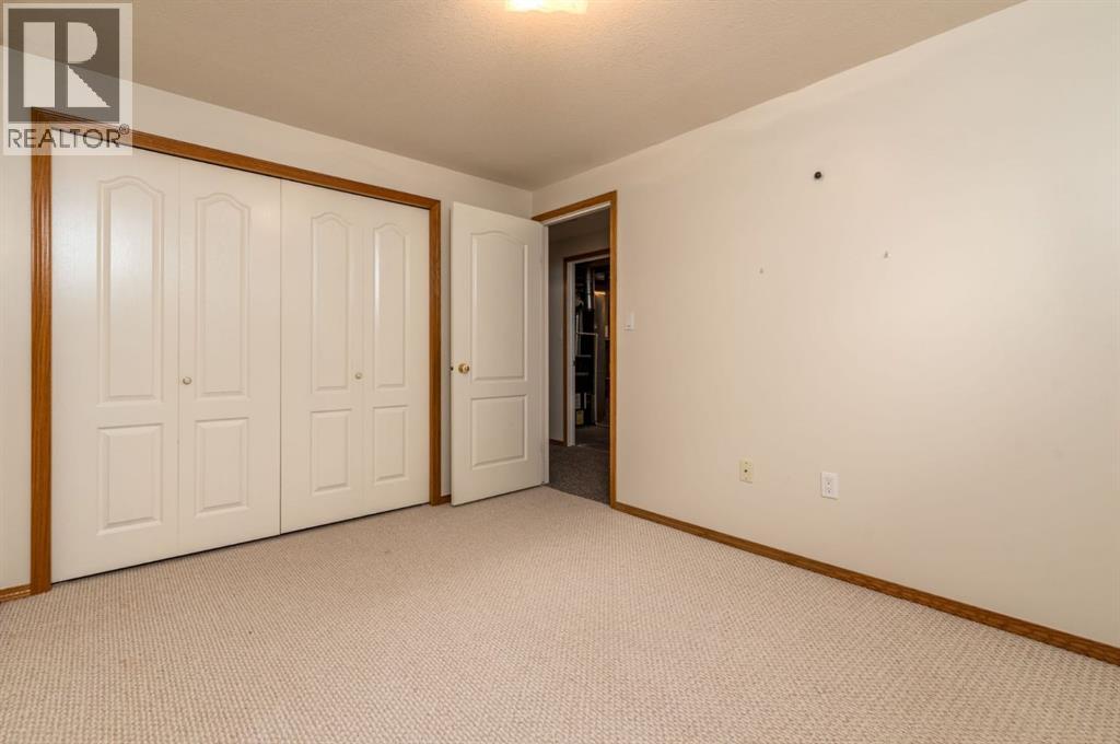 3401 64 Avenue - 27