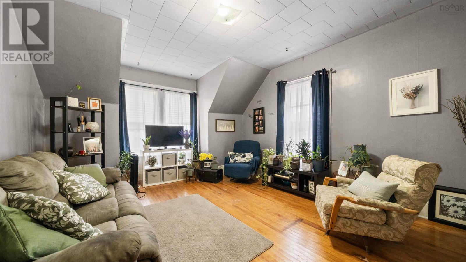 Property 25 of 41 of 71 Dominion Street
