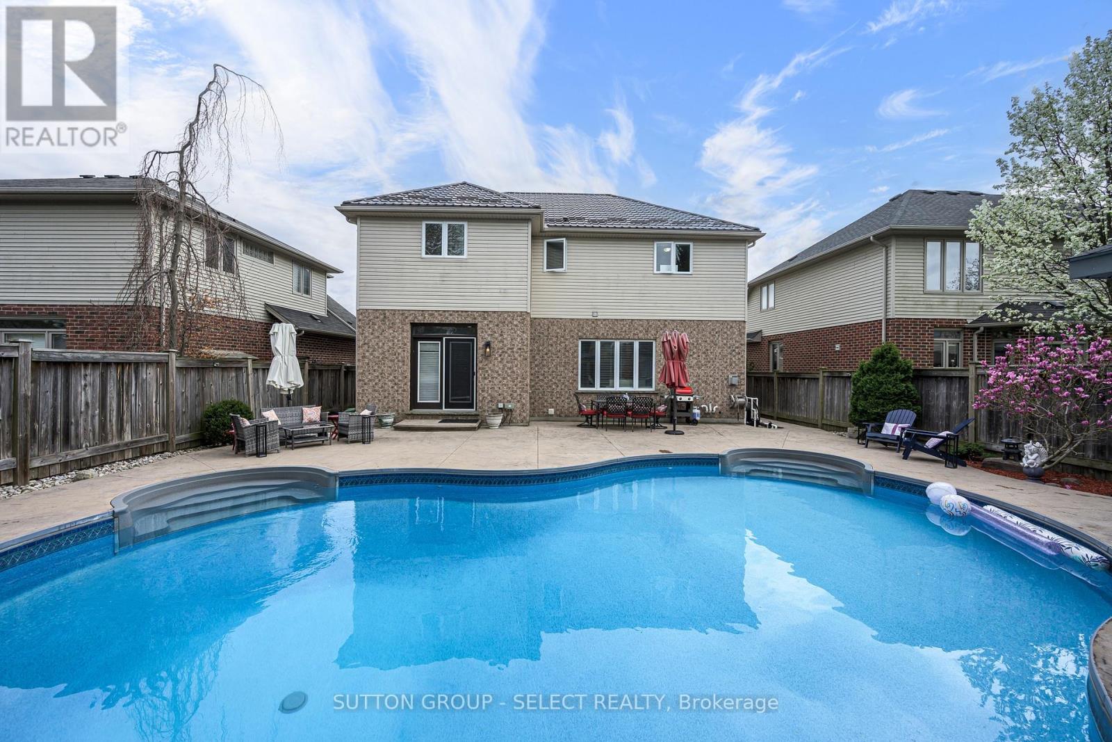 294 BERRYHILL DRIVE - 5