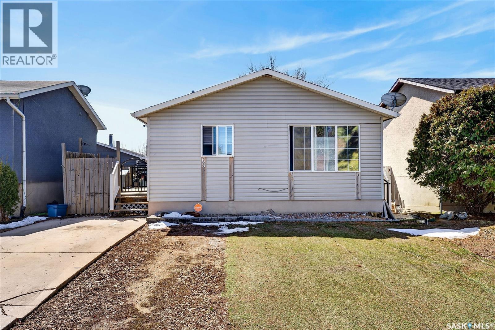 69 McGee CRESCENT - 38
