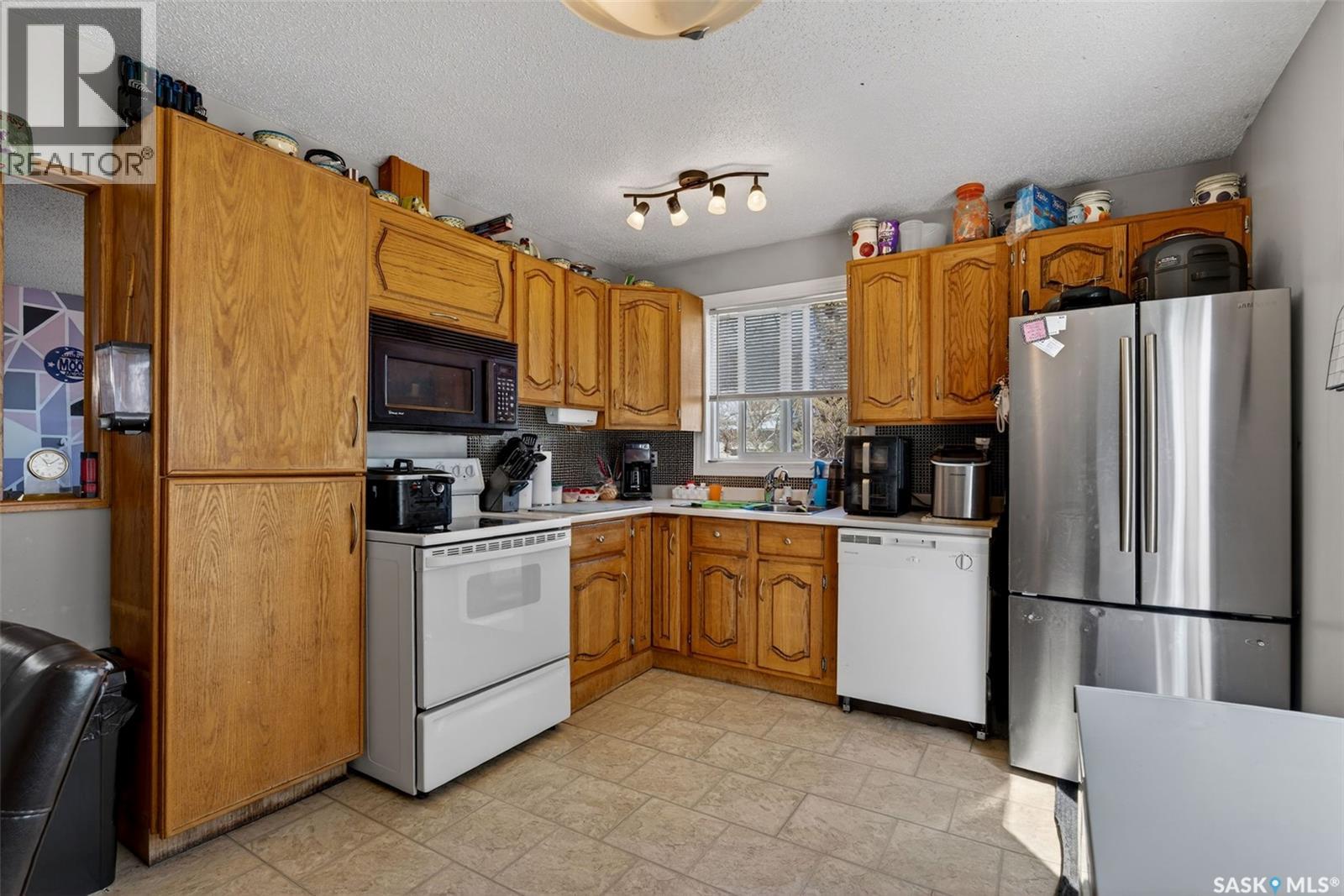 69 McGee CRESCENT - 8