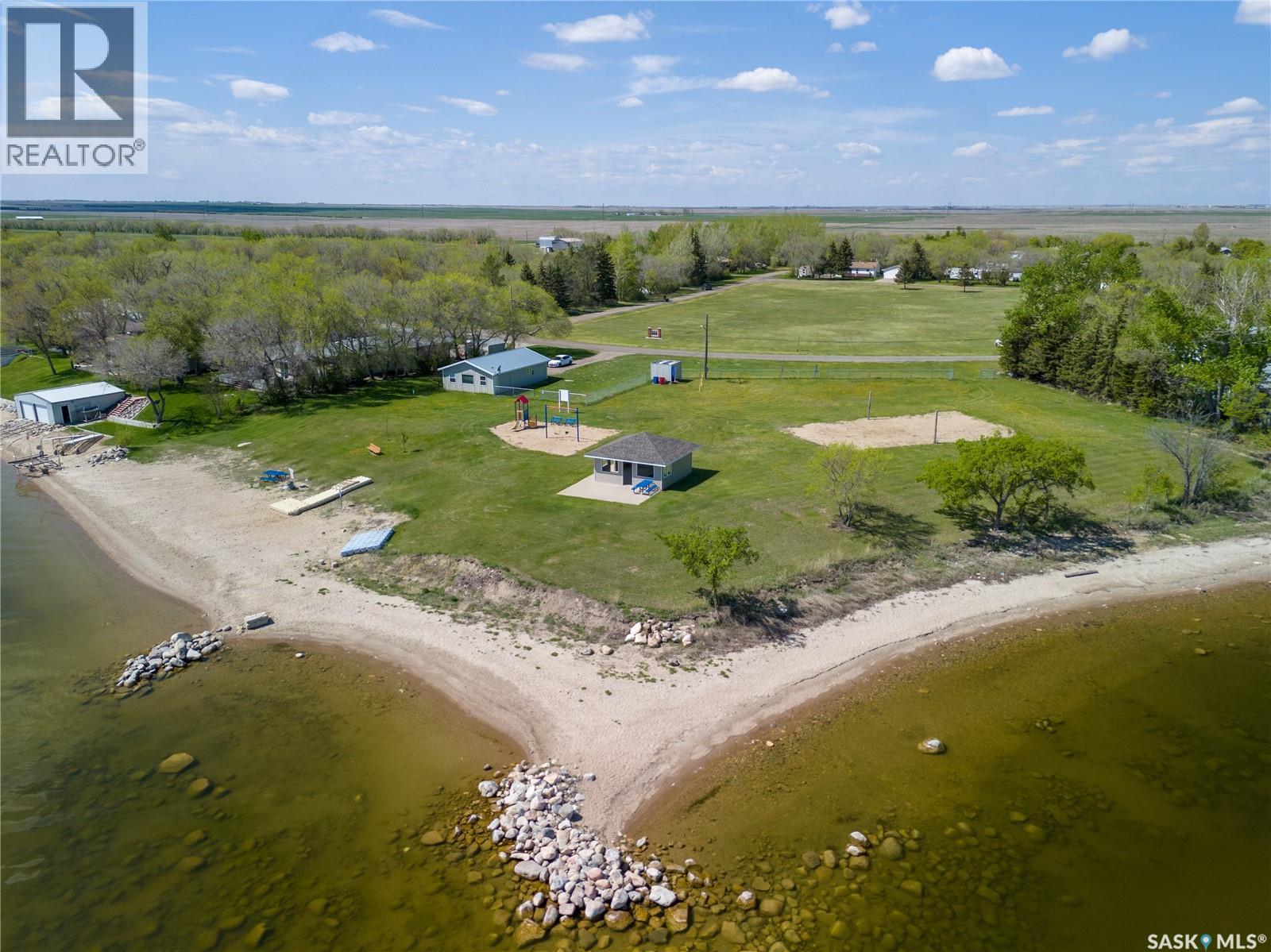 237 Amy AVENUE - 3