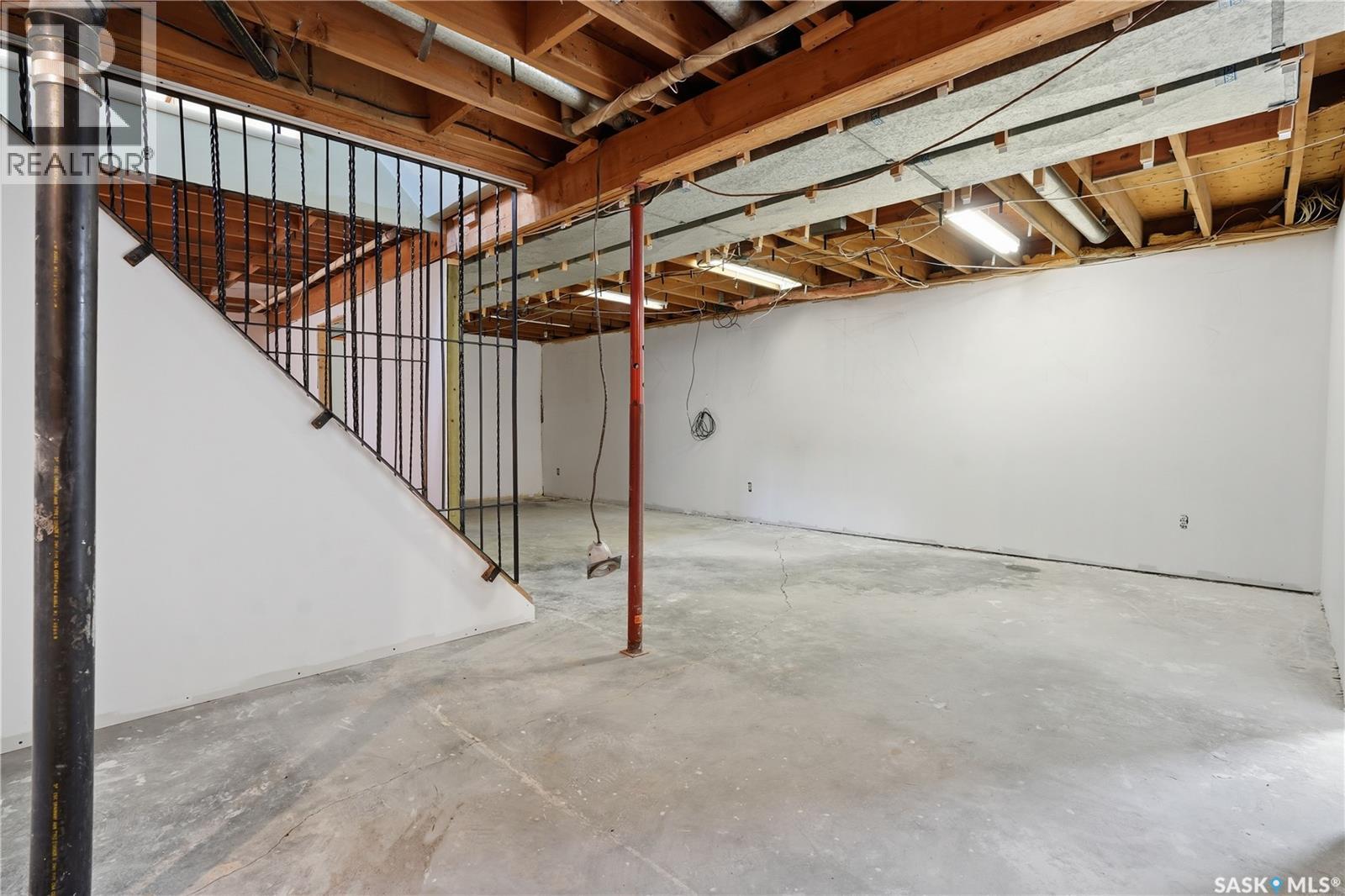 122 1st STREET - 28