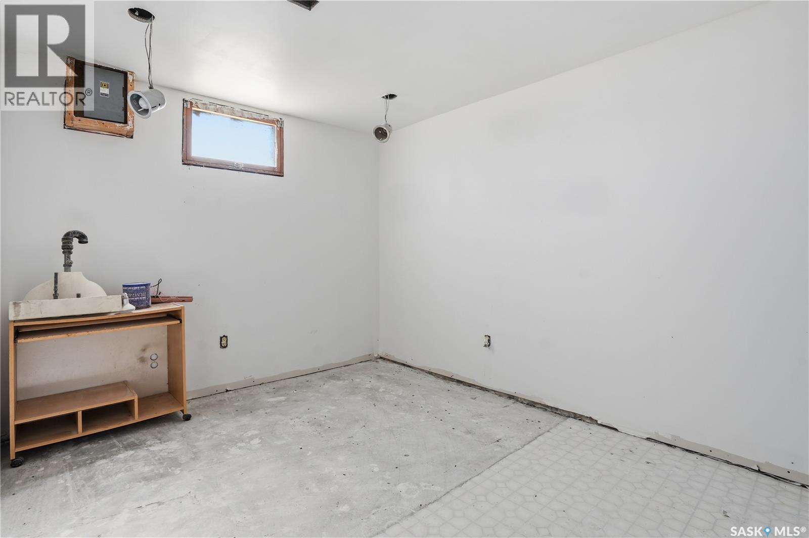 122 1st STREET - 35