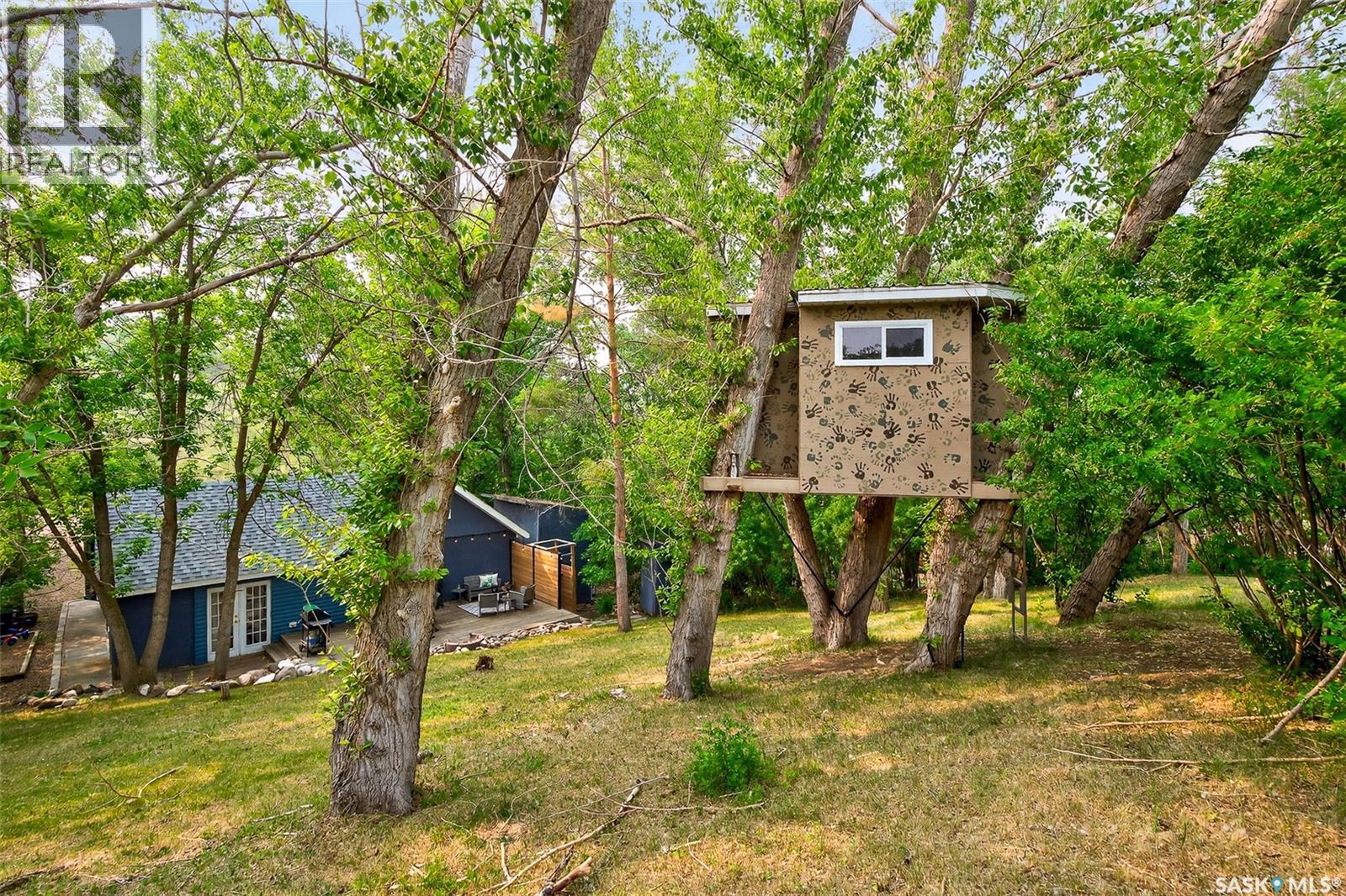 3 Elliott DRIVE - 41