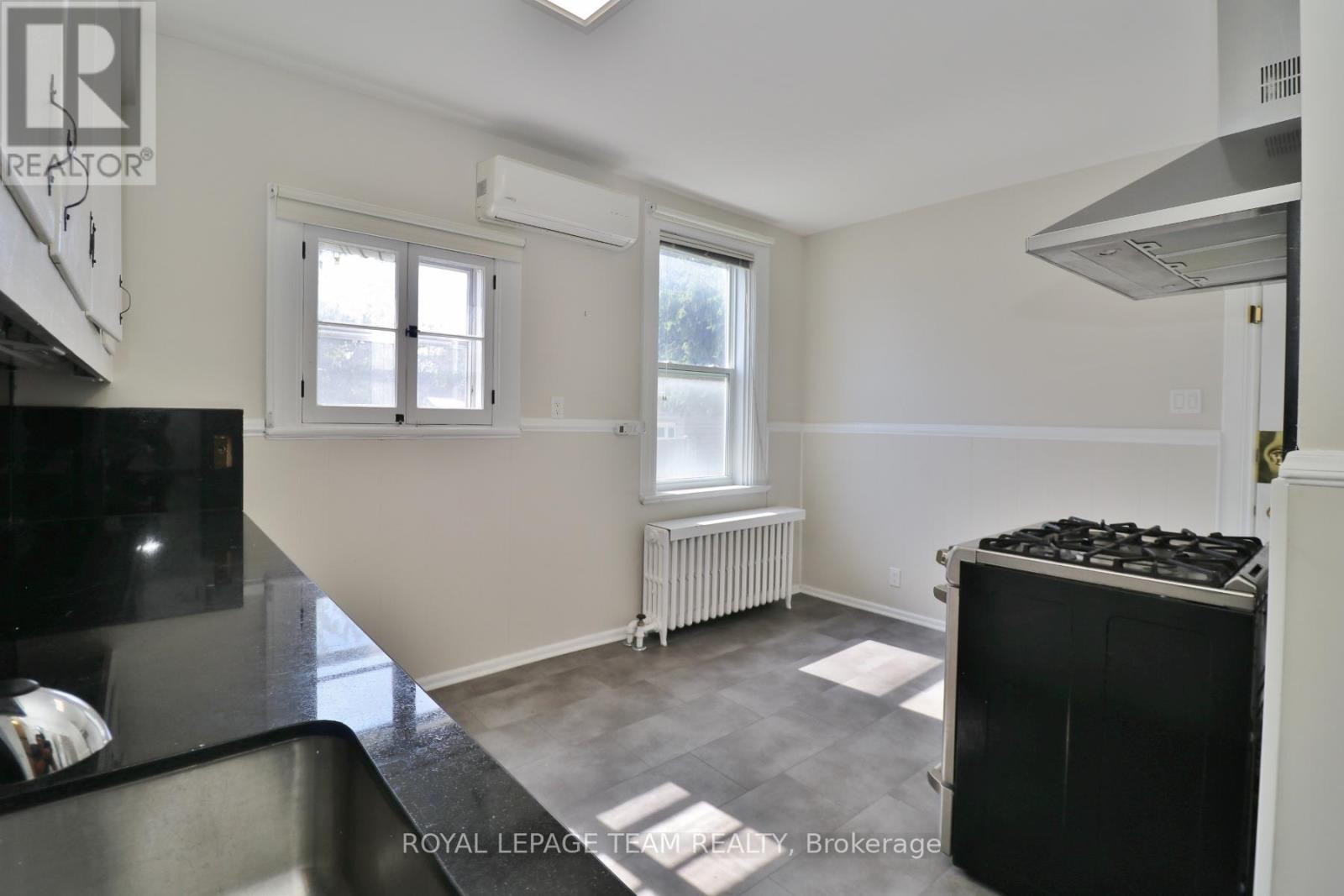 438 PARKDALE AVENUE - 31