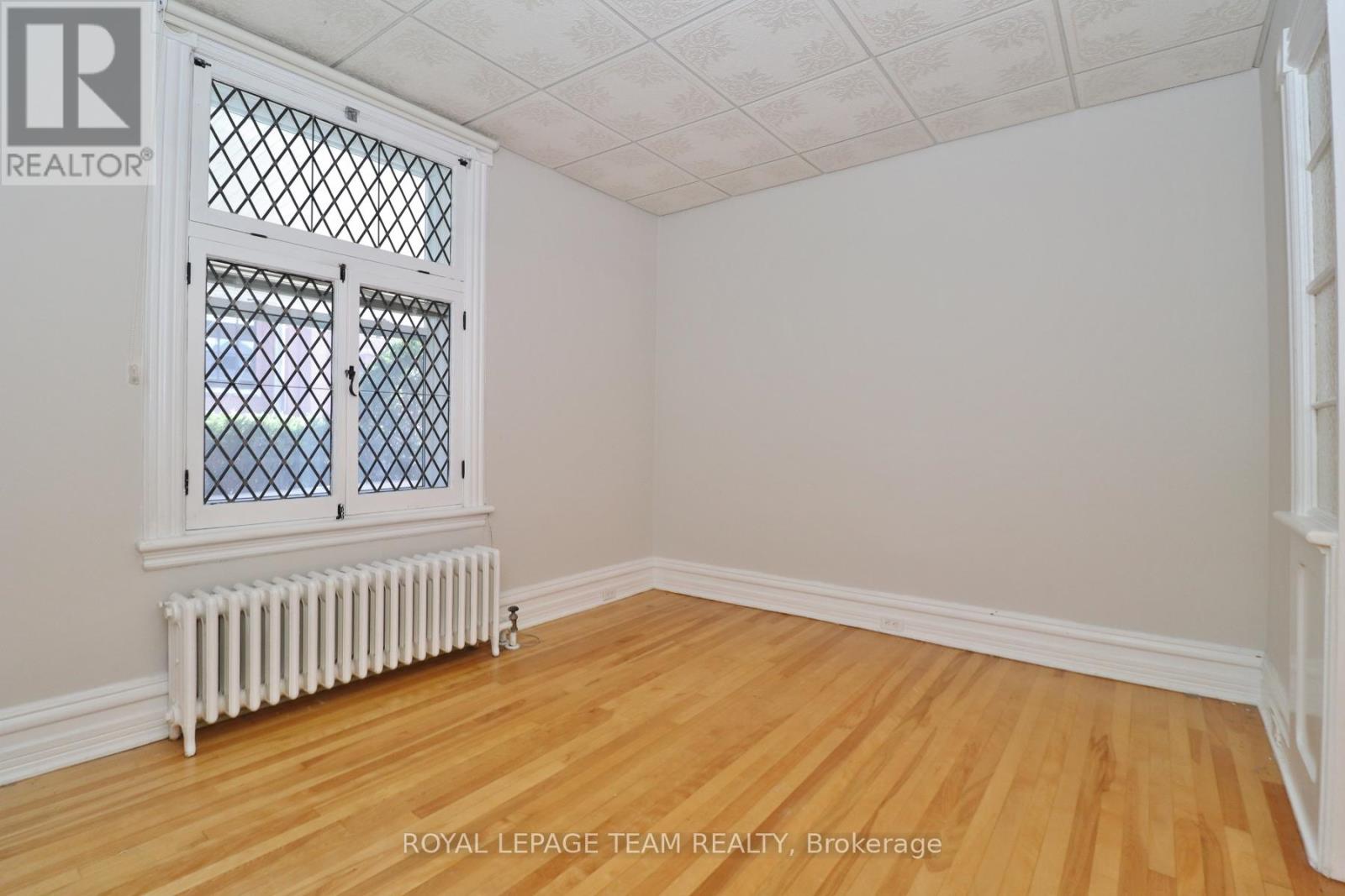 438 PARKDALE AVENUE - 34