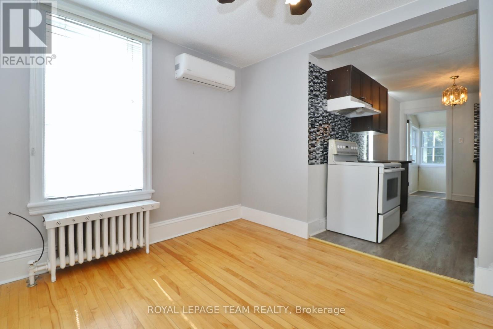 438 PARKDALE AVENUE - 9