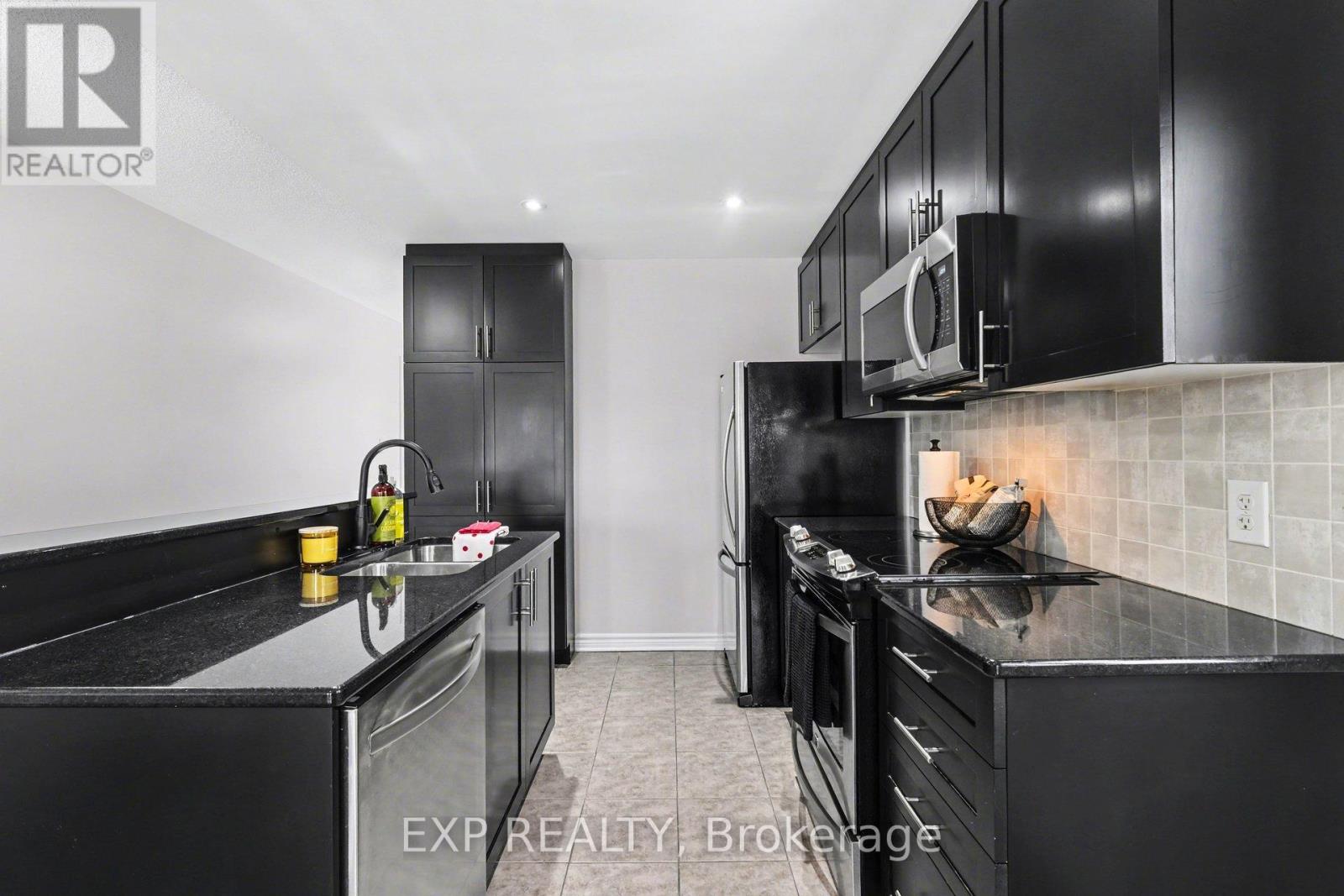 2563 LONGFIELDS DRIVE - 12
