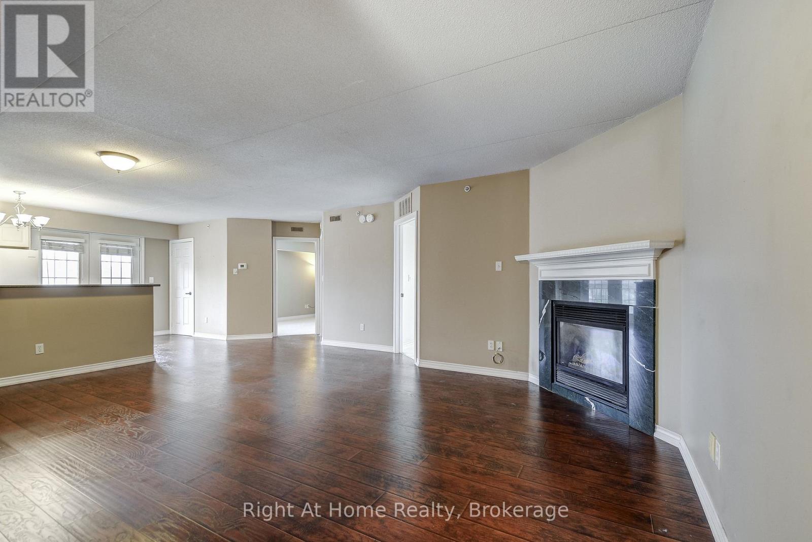 #212 4005 KILMER DRIVE - 6