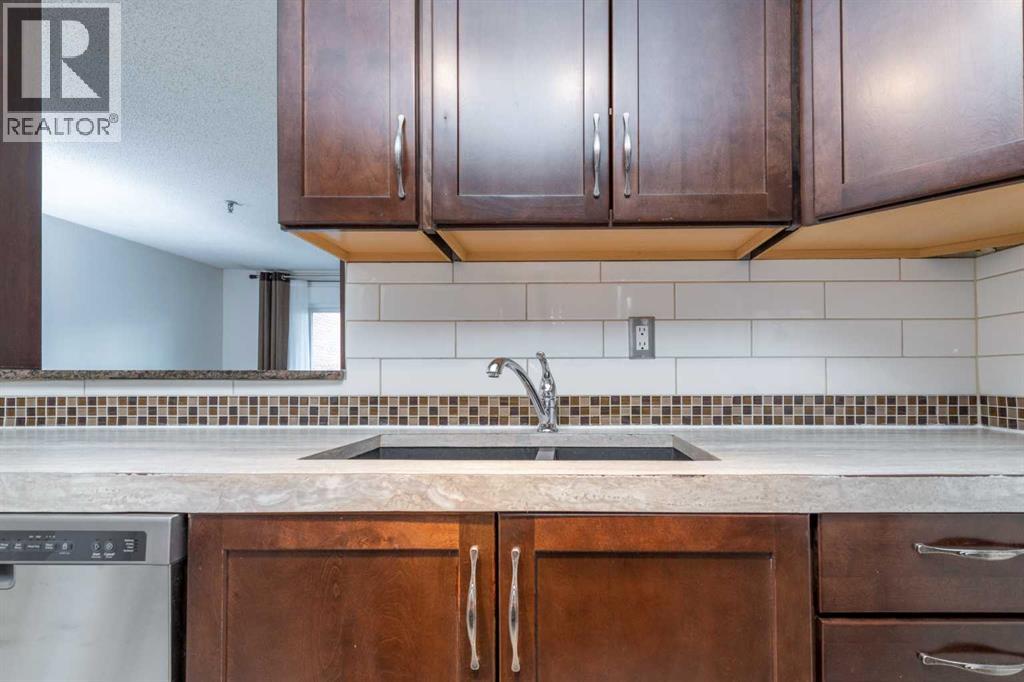 #104 1735 11 Avenue SW - 11