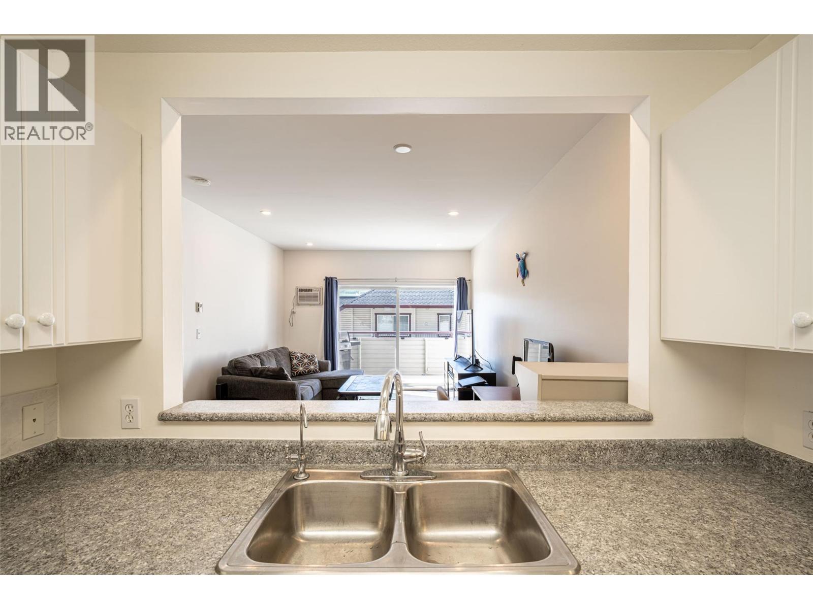 4800 Heritage Drive Unit# 10, Vernon